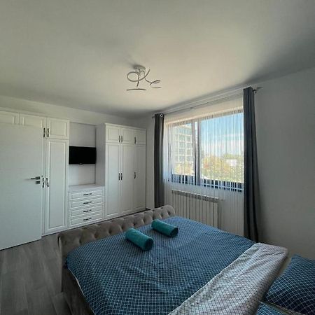 Ls Lake Apartment Mamaia Nord Navodari Exterior photo