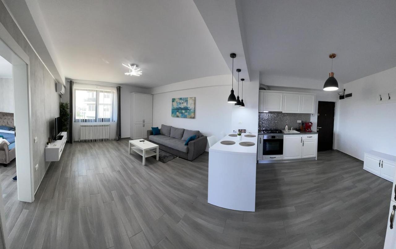 Ls Lake Apartment Mamaia Nord Navodari Exterior photo